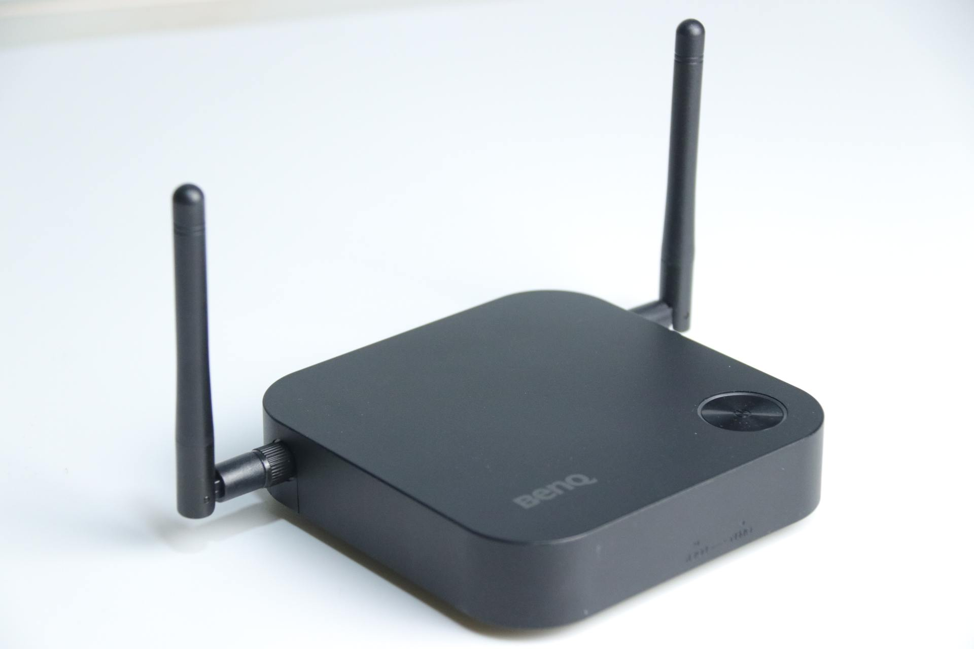 明基WDC10应答秀体验，3秒无线投屏，省去布线麻烦