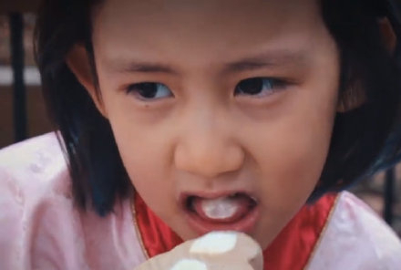 迪士尼五週年，星二代云集：孫莉女兒穿漢服，楊威曬雙胞胎姐妹花