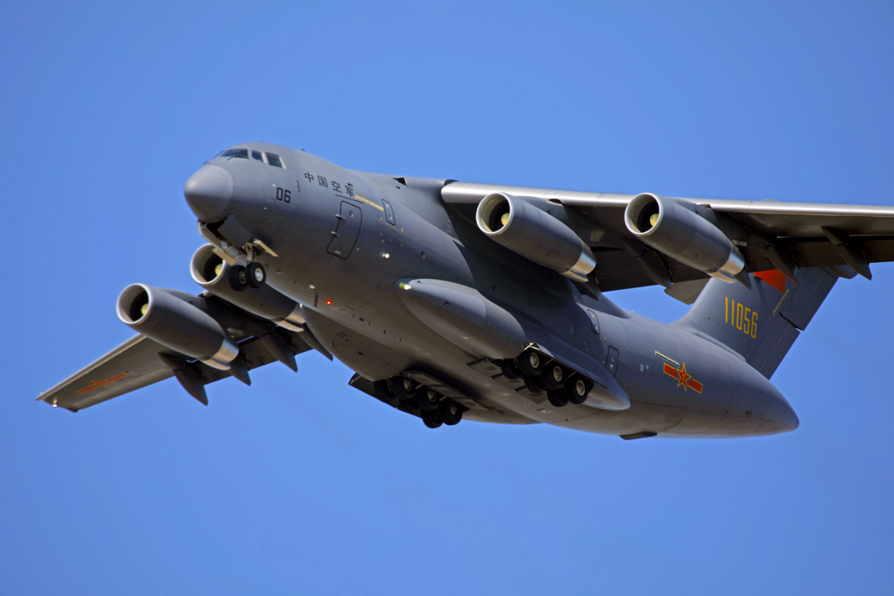 换新发动机的图160首飞！羡慕？不，中国造轰20已经万事俱备