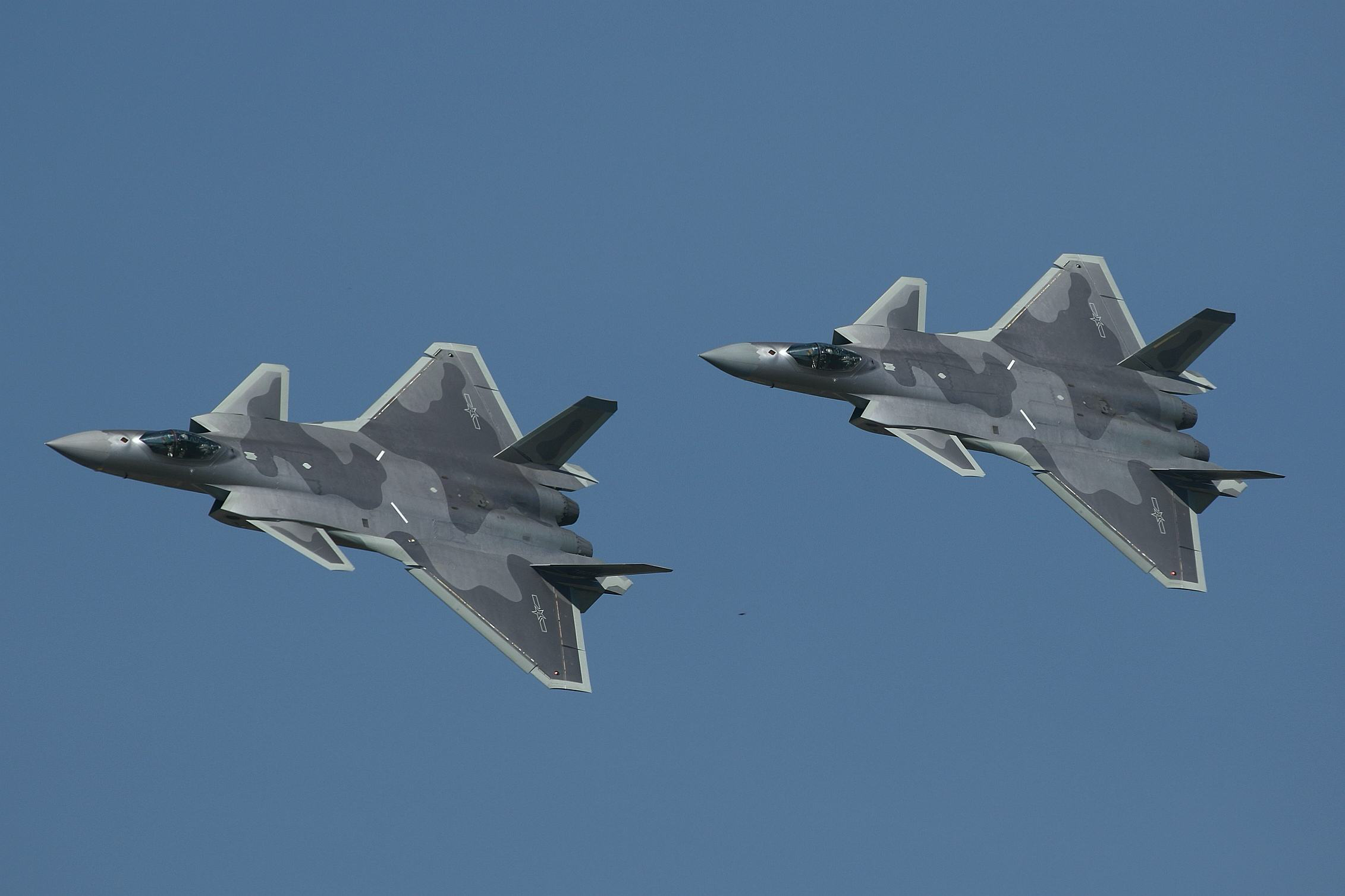 歼20的国产太行发动机有多先进？推力达15吨，还