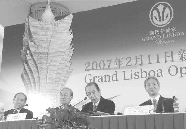 全中国数千万人打麻将，为何只有何鸿燊成了赌王？