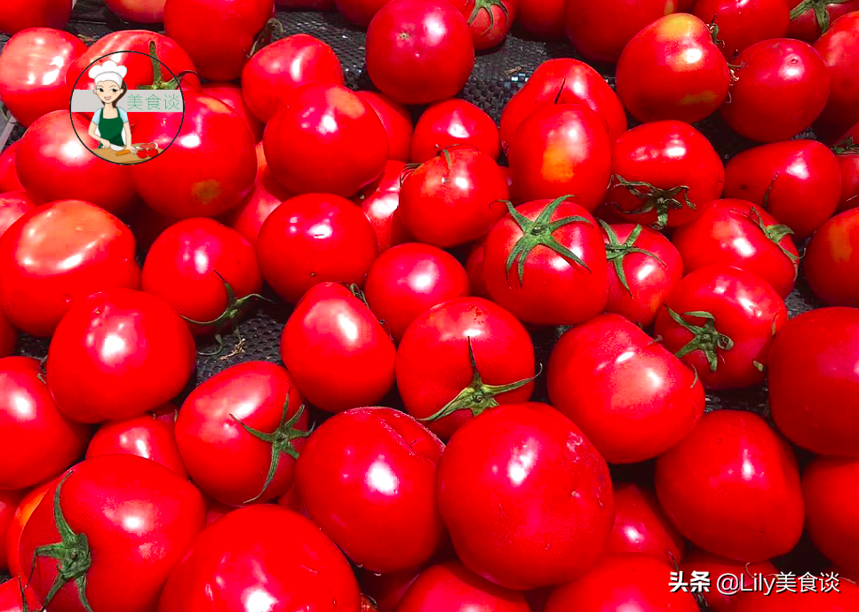 图片[1]-番茄挑选技巧  牢记“一看二捏三闻” 各个饱满多汁-起舞食谱网