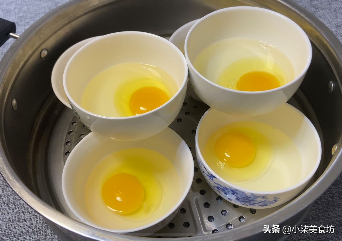 图片[7]-荷包蛋不要直接用水煮 大厨教你一招 一次做6个 天天吃都不够-起舞食谱网