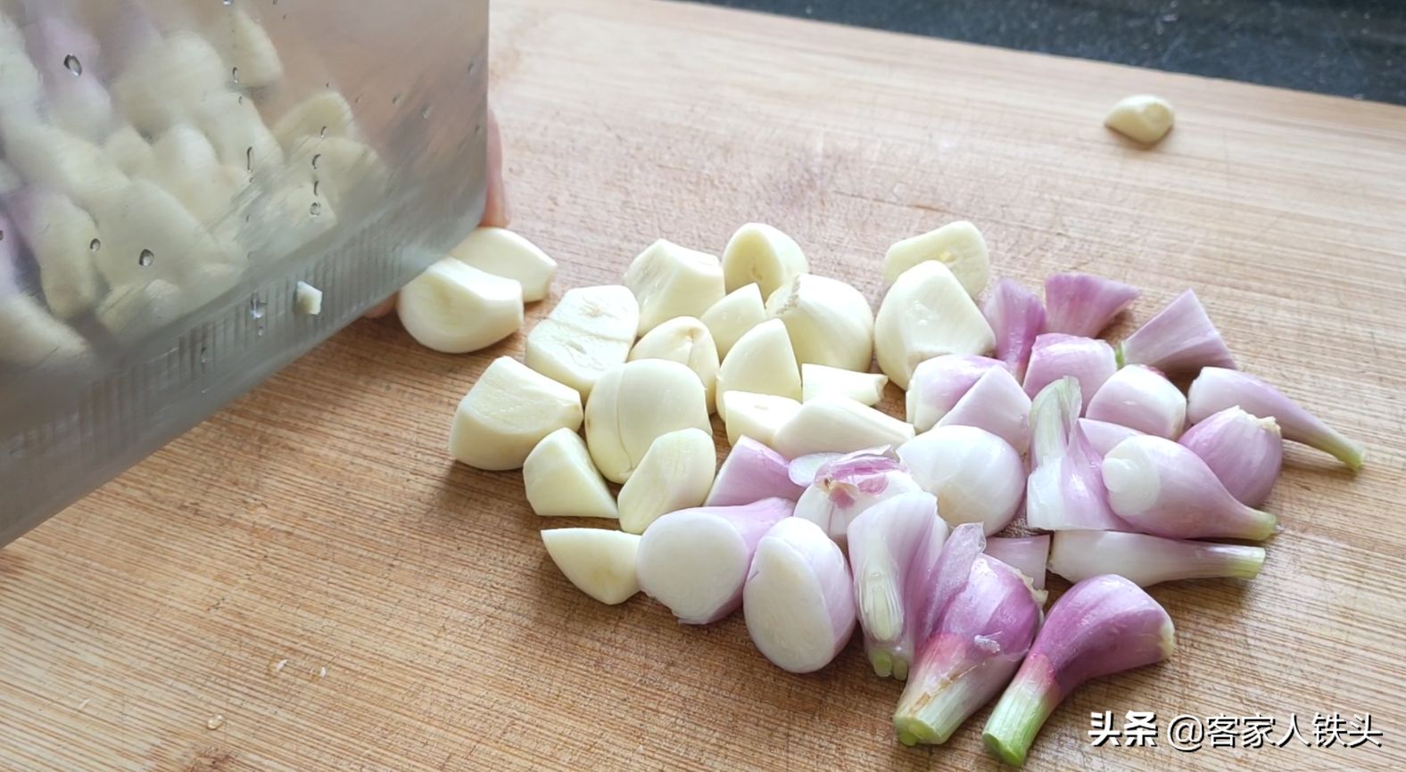 廣式生焗肉片真叫一個香，做法簡單，6分鐘出鍋，香嫩好吃又下飯