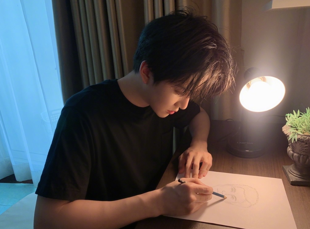 事业上升期晋升为爸爸，大胆公布不隐藏，不影