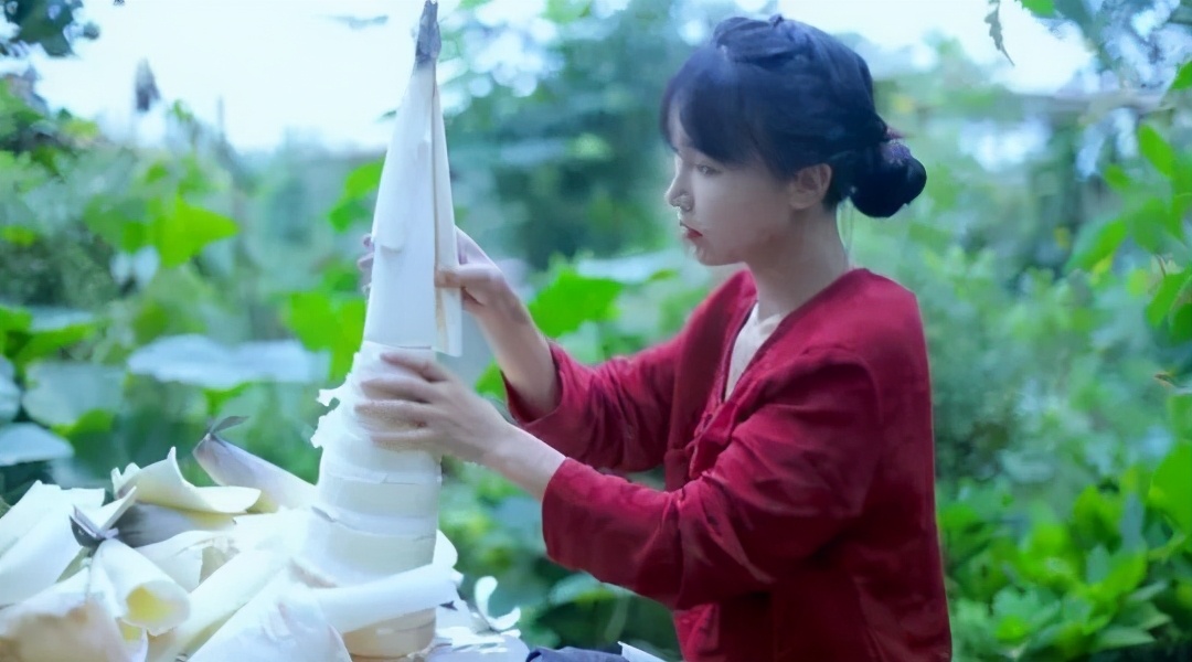 The annual sales of 3 billion yuan, the Li Ziqi brand snail noodles became popular behind the scenes, the new brand is rising in Chinese style