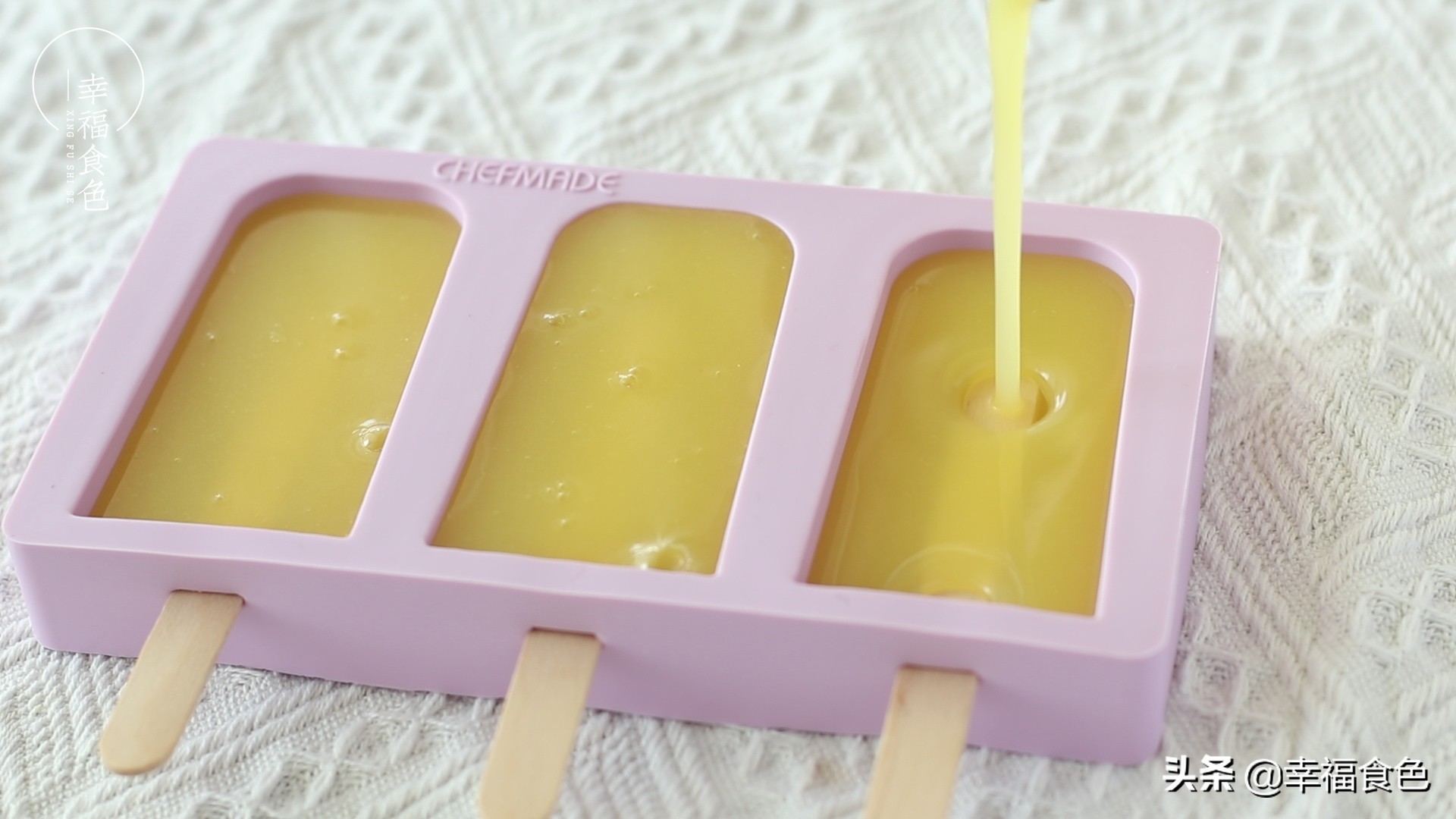 比老冰棍更好吃的凤梨冰棒，纯水果制作，满满水果味