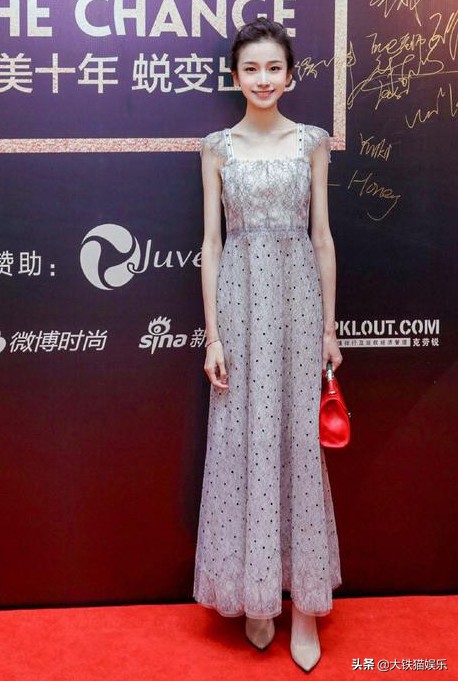 5位瘦成“纸片人”的明星，各有各的心酸，娱乐圈太“狠”了