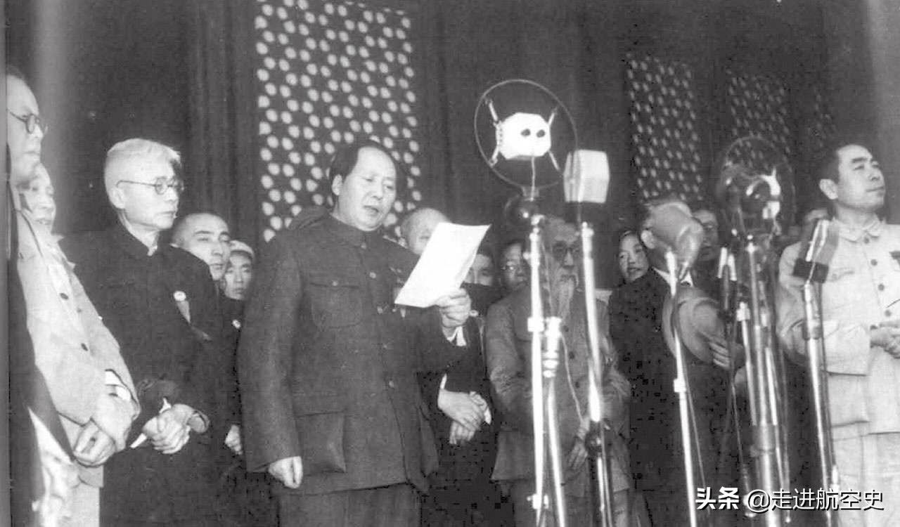 1972，毛主席手写白居易名诗作，与林彪40余年交往写下句号