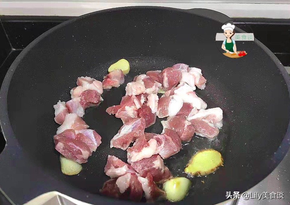 图片[3]-苦瓜焖肉做法步骤图 苦瓜焖肉做法步骤图加料锅里焖15分钟孩子-起舞食谱网
