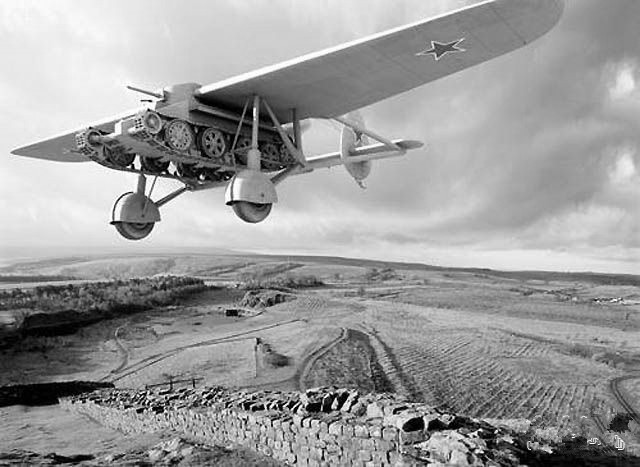 自行车上战场立下赫赫战功，威力可以和坦克相比较，英军被追着跑