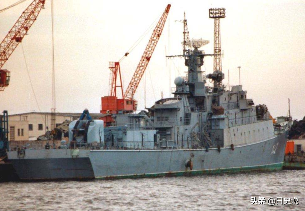 德国统一30年间，被援助了2万亿欧元的东德，工