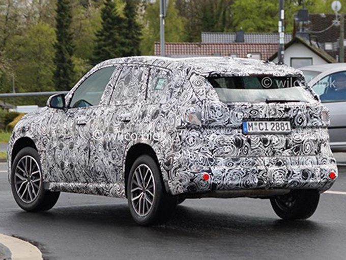 The latest spy photos of BMW's new X1 are exposed!Or with large curved