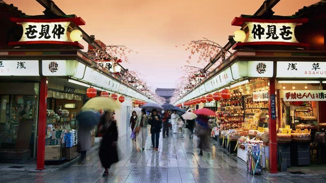 为何日本的实体店能打败电商，而中国的实体店却被电商打败？