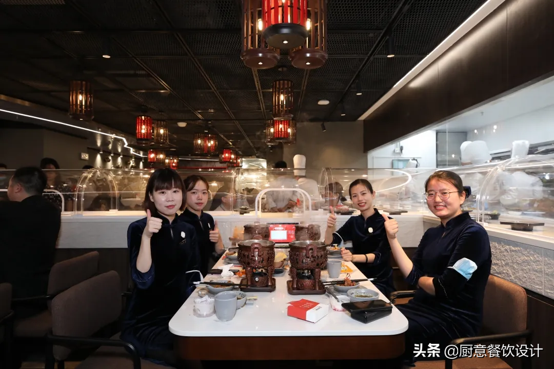 餐廳設計 | 深圳最炫酷的2000㎡主題美食藝術館，一段“食”光之旅