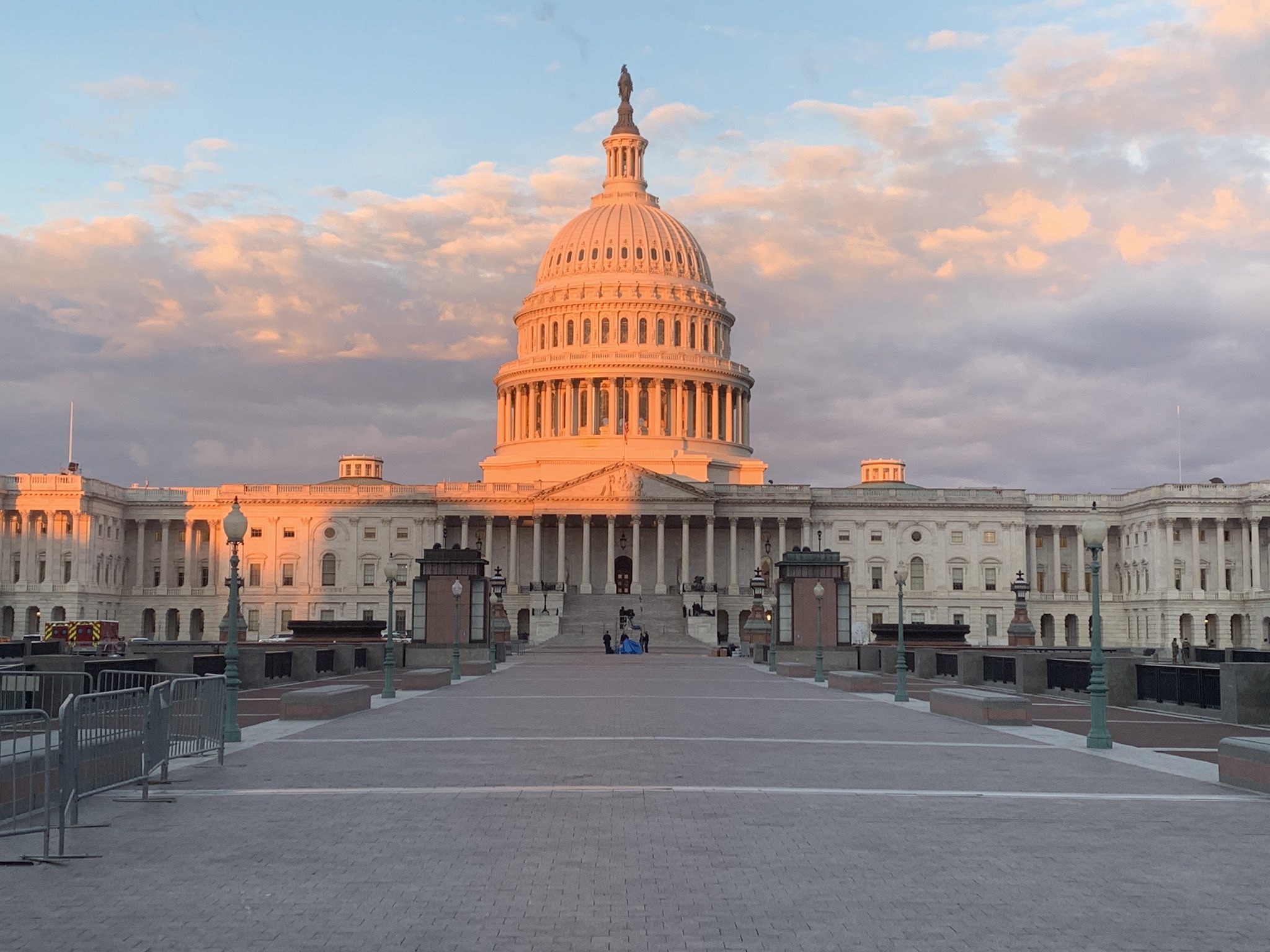 特朗普另立山頭對抗彈劾，共和黨的宋楚瑜難逃一劫？