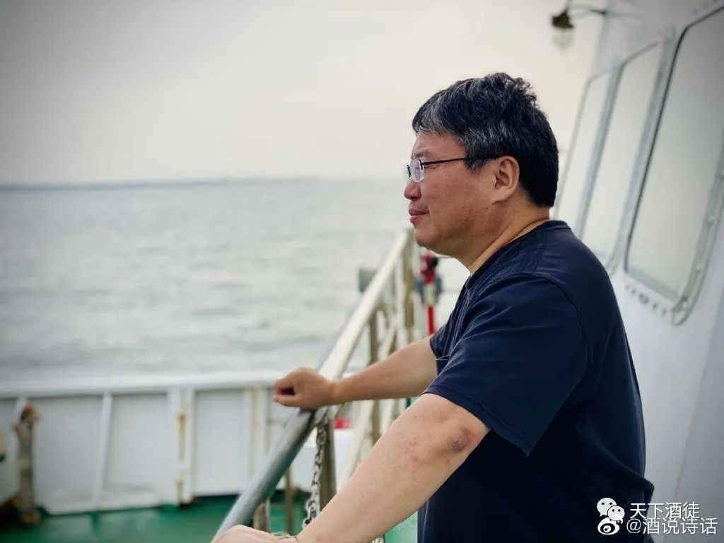 做自己，体面生活