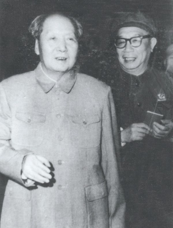 屡攻黄维兵团不下，陈士榘让刘邓首长让出指挥员位置！后拿下兵团
