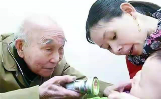 “侵华日本兵”隐姓埋名定居山东，娶中国妻子，网友们却纷纷点赞