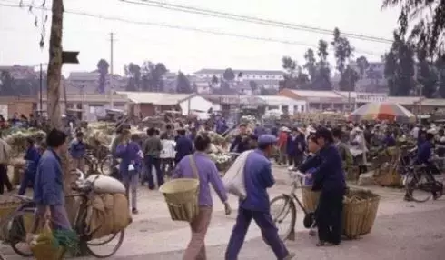 30張老照片帶你穿越回70年代,重溫那些再也回不去的舊時光