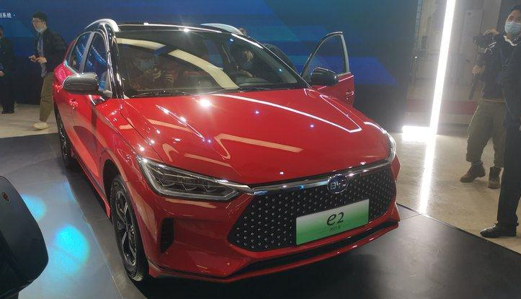 比亚迪e2出行版正式上市 售13.98万元