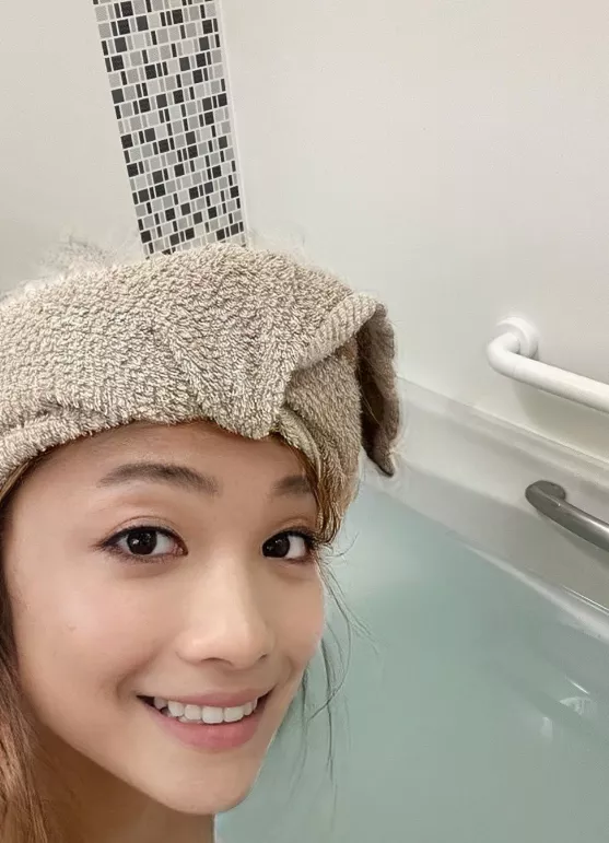 推特超人气日本“摩托美少女”,竟然是50岁大叔?粉丝们崩溃了