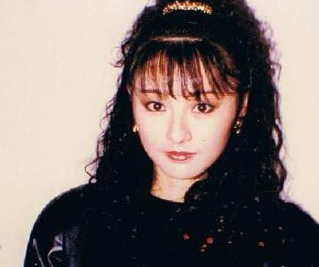 24岁拍戏烧伤脸，36岁嫁豪门的李赛凤，后被指出轨20岁义子