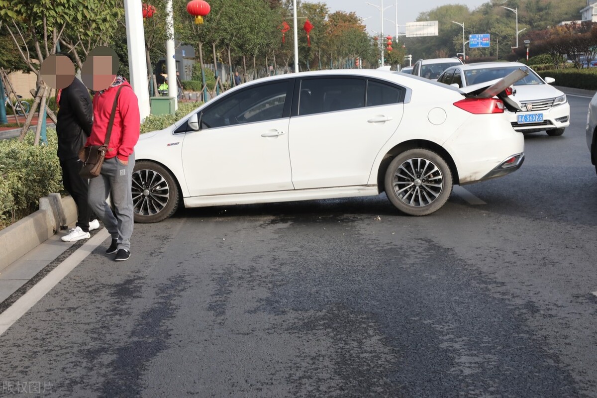 交通事故报警电话122还是110 拆车件网