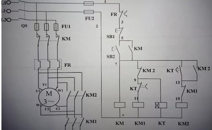 Why is the head contactor of the star-shaped connection of the motor ...