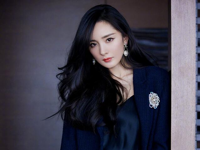 Business of Yang Mi affection is really expensive! Look be like spit groovy atelier for vermicelli made from bean starch, it is to undertaking I lash essentially