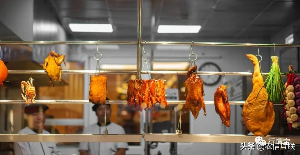 我国采购4万吨美国猪肉！猪价暴跌？还要买千万