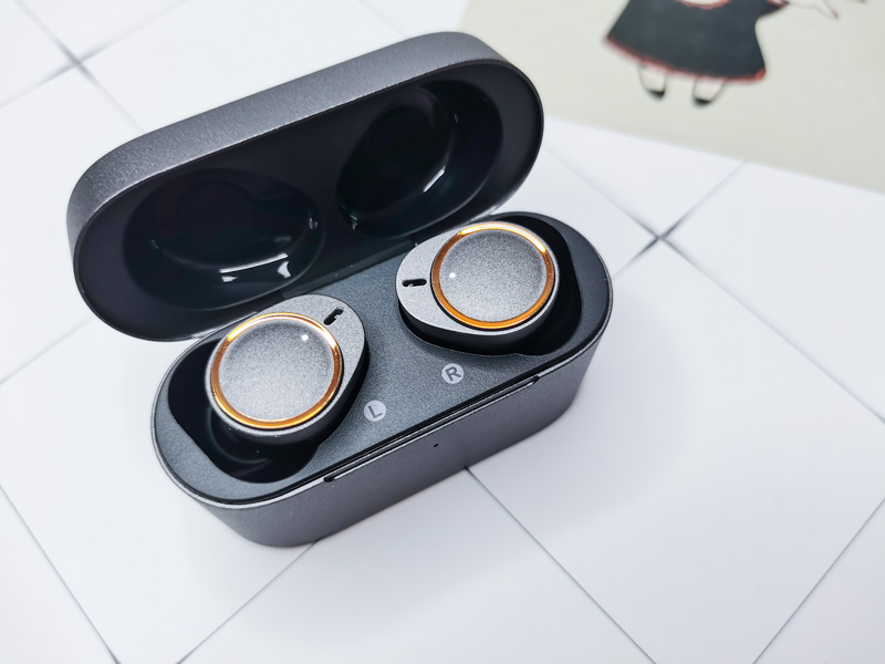 预算300就能入手的AirPods平替？唐麦W5入耳体验