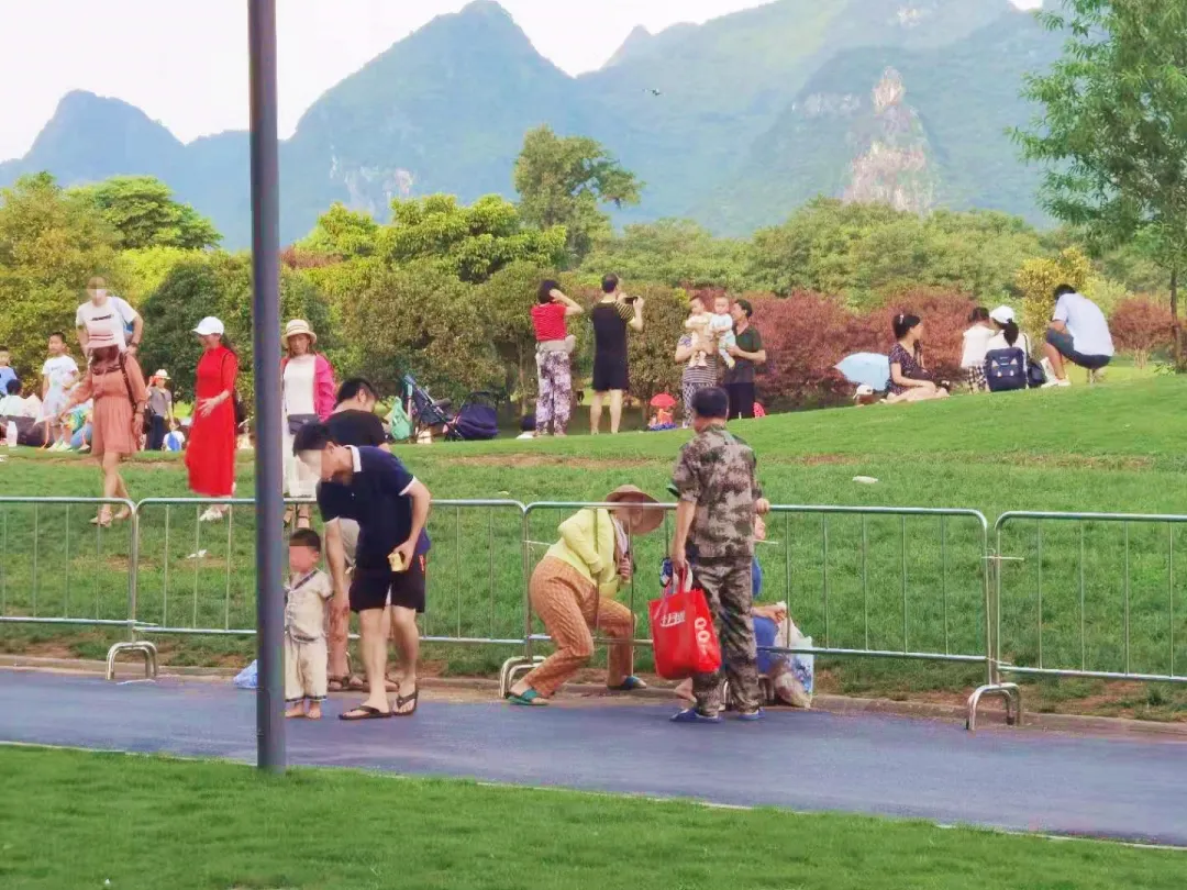 桂海晴岚数万人打卡！爆红之后的种种却让度假区不堪重负