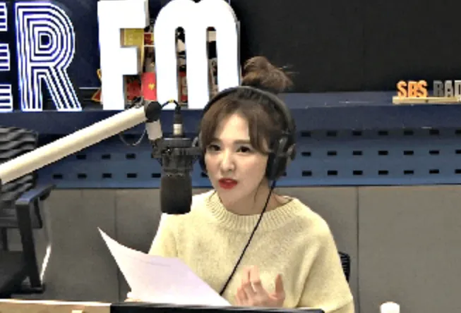 揭秘TWICE宿舍地下室的生活;WENDY接棒李准出演电台?