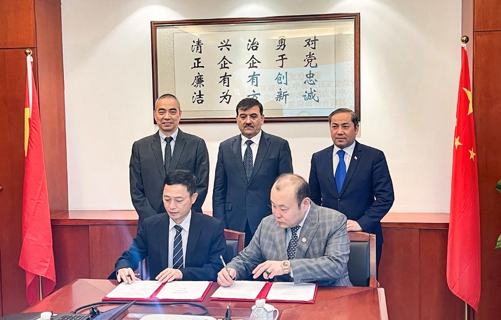 中宇力度與廣東省珠寶玉石交易中心簽署戰略合作協議