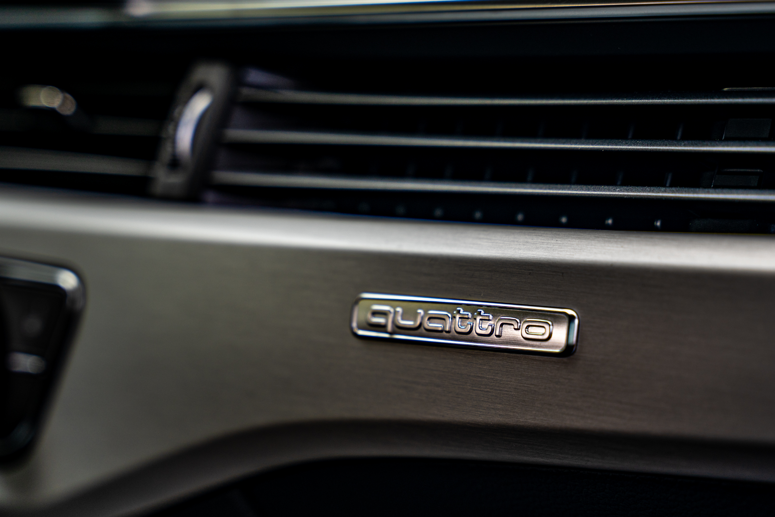 试驾全新奥迪A5，雅痞绅士还是西装暴徒？一切游刃有余