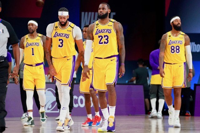 計劃和詹皇再打九次總冠軍賽！一眉哥在G1賽前放出豪言，他已做出選擇？-黑特籃球-NBA新聞影音圖片分享社區