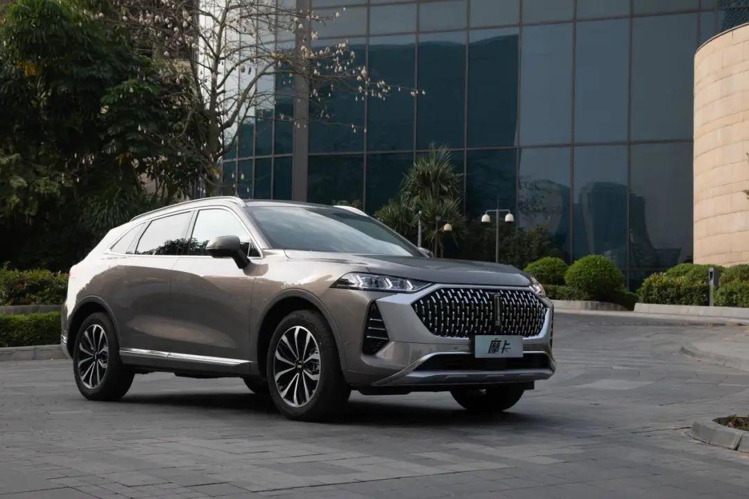 首搭9DCT变速箱，L3级智驾加持！试驾WEY旗舰SUV摩卡