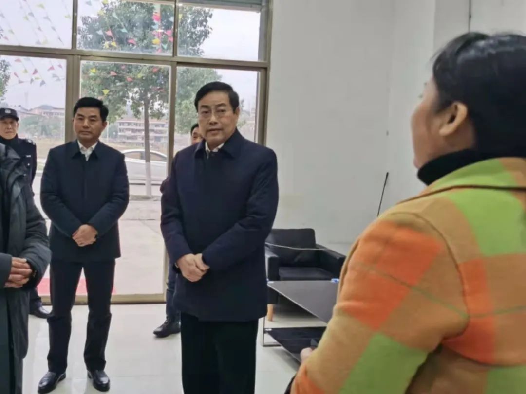 张干太赴麻阳走访市人大代表
