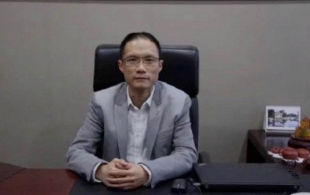 揭秘地产贪腐：绿地陈军赚9000万很多？不！有人