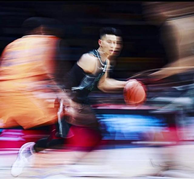 林书豪已经返回美国！为武汉疫情发声！61天内