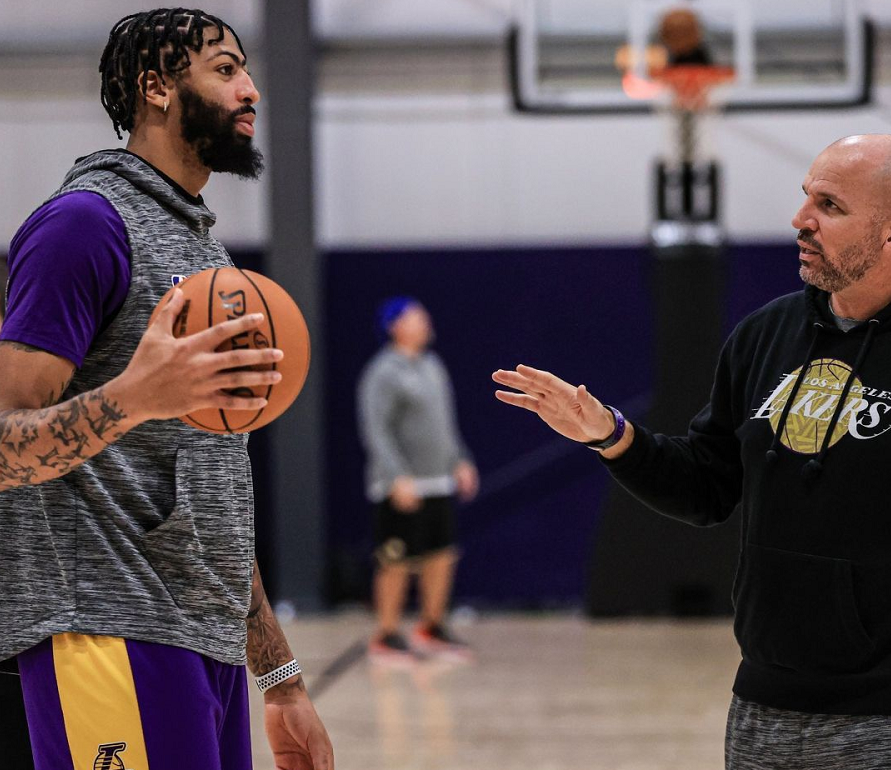 備戰G4！老詹回應垃圾話，熱火大將有望復出，湖人全隊神色輕鬆！-黑特籃球-NBA新聞影音圖片分享社區