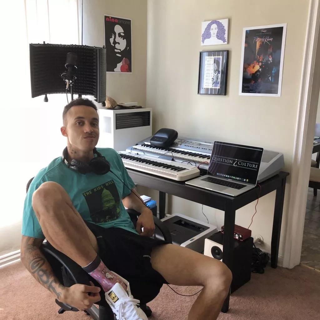 美国加州的男子监狱,住了一群女权主义者