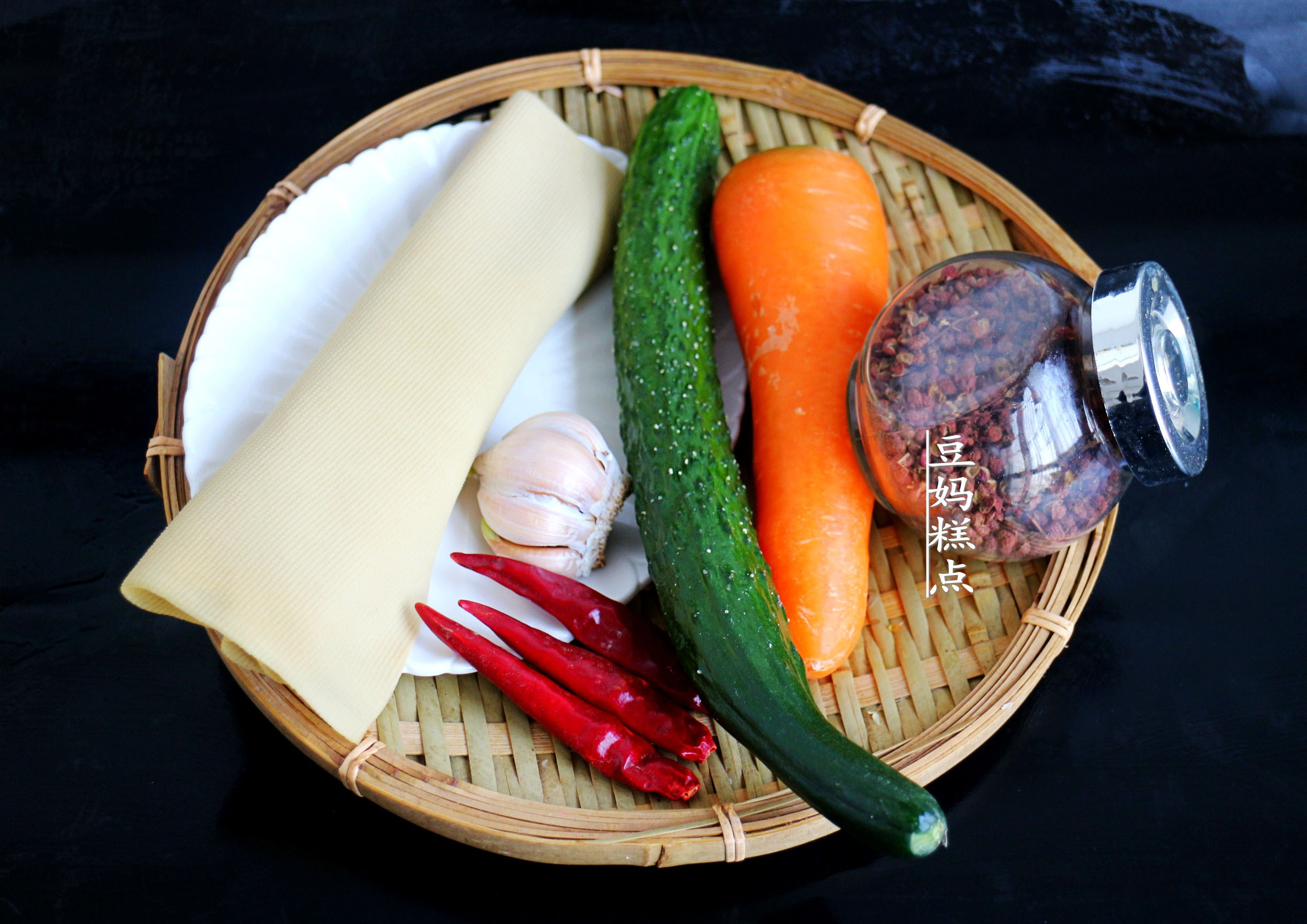 一道很适合冬天吃的凉拌菜5分钟就上桌清爽解腻