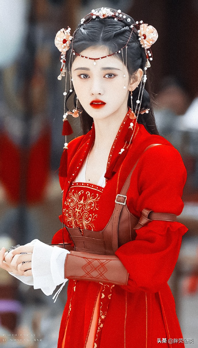 Ju Jingyi Jianan Chuan incarnate as a beautiful little princess - iNEWS