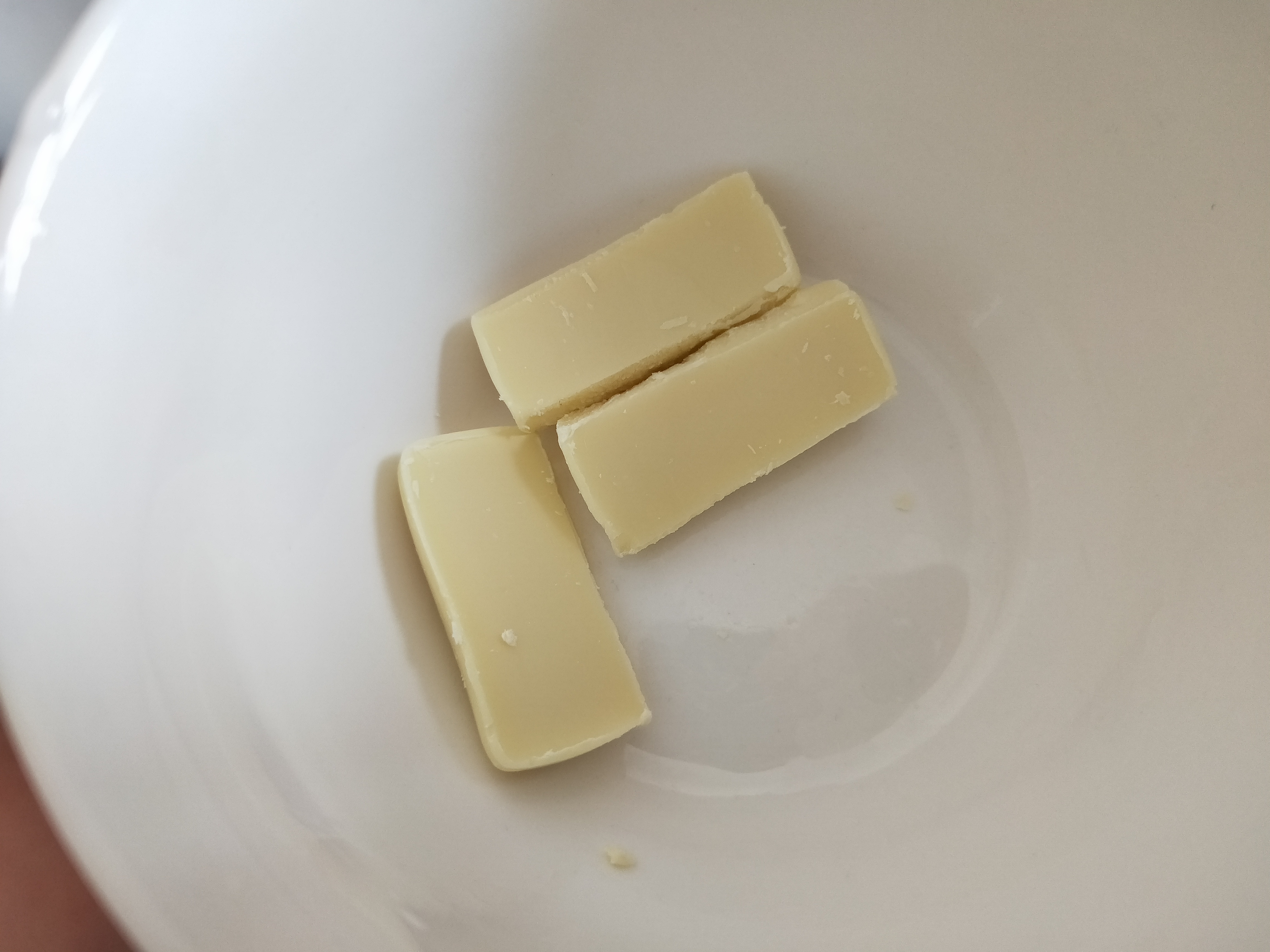 Will start a hand to abstain " white lover " chocolate, do easily simply " feline tongue " sweetmeats