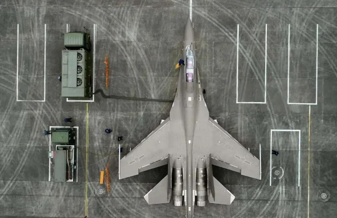 南海造岛已见成效，4个岛屿建造军用机场，可驻守上百架战机