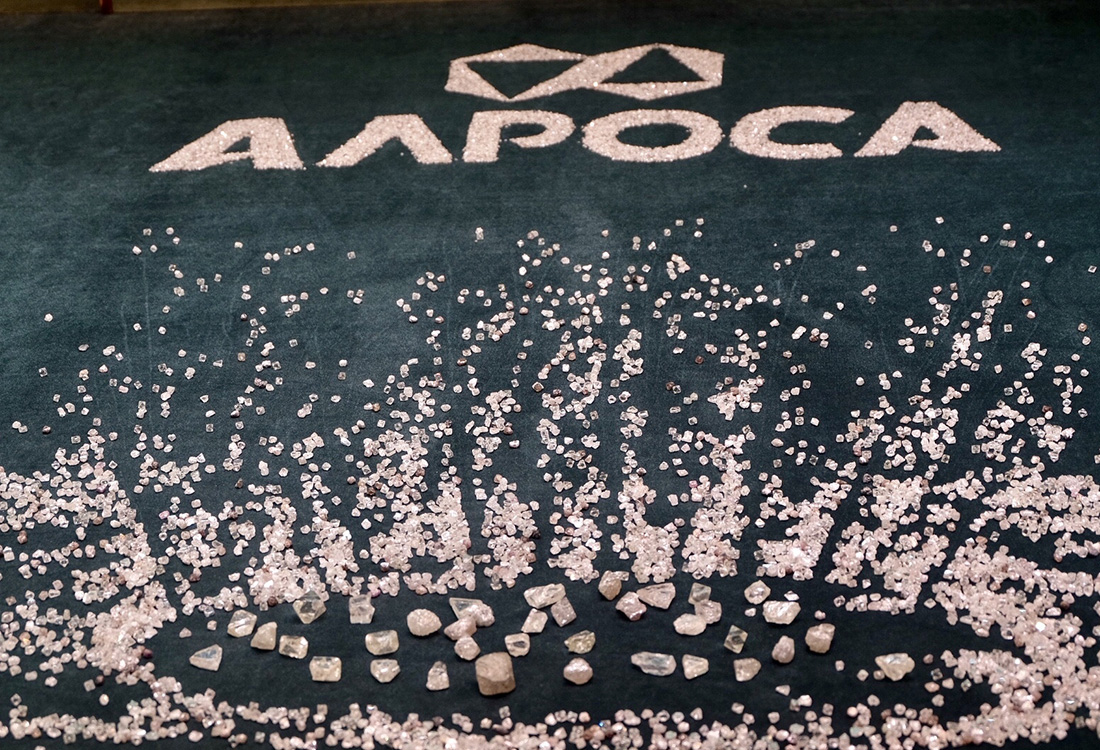 实拍俄罗斯最大钻石矿场，直击见证钻石诞生全过程，贵是有道理的