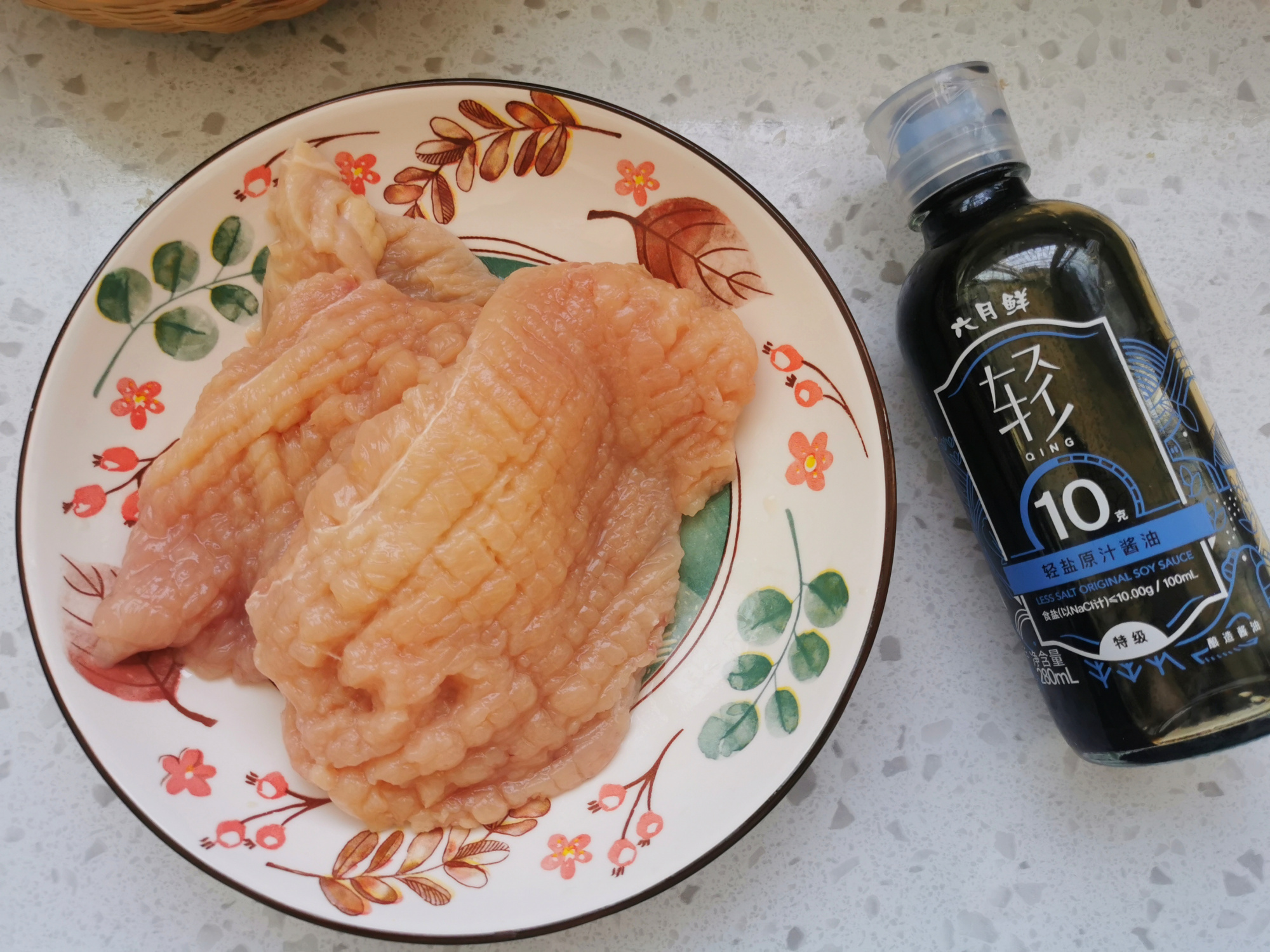 炸鸡排，别只知道裹面包糠，水嫩腌制配方分享给你，口感嫩而不柴