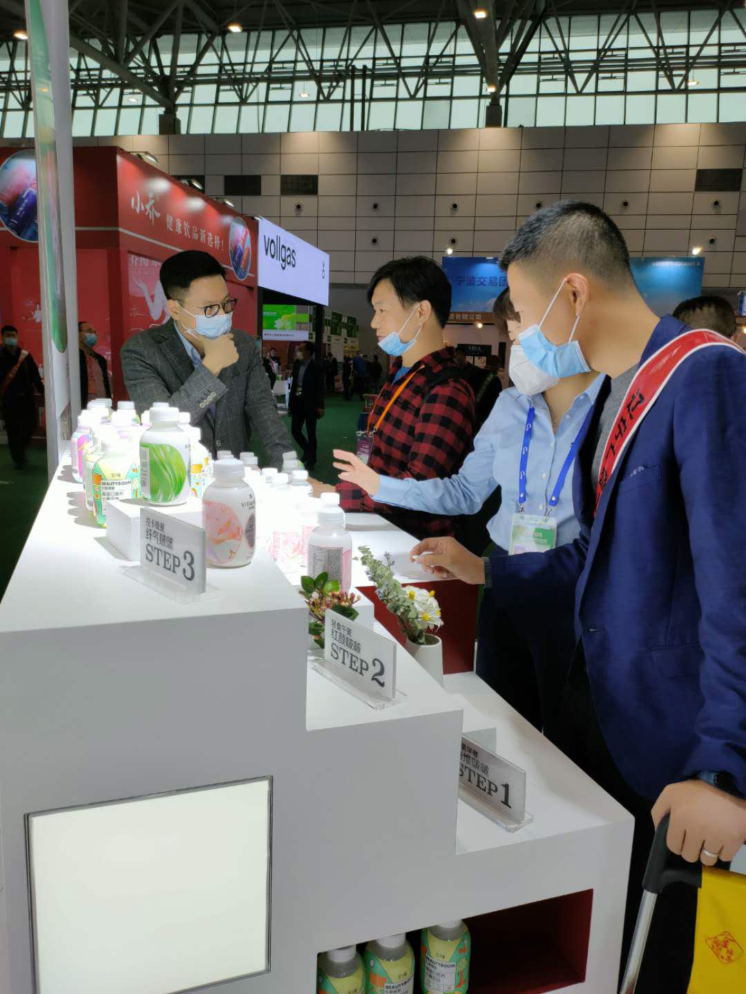 �������̹۲죺���ڼ����Ǿƻῴ��ʲô������һ�������û���Ʒ��